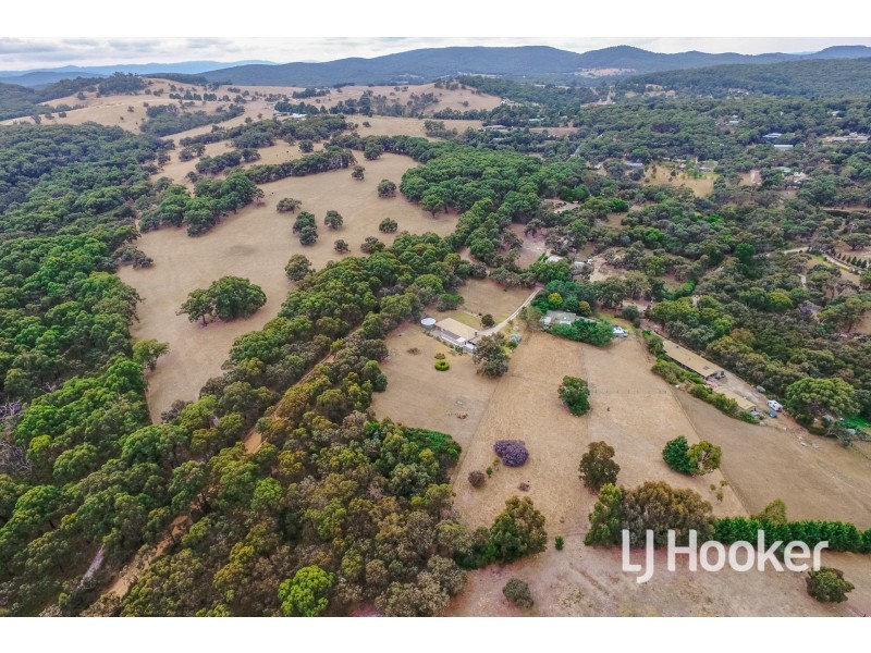 75 Manoora Road, Nar Nar Goon North VIC 3812