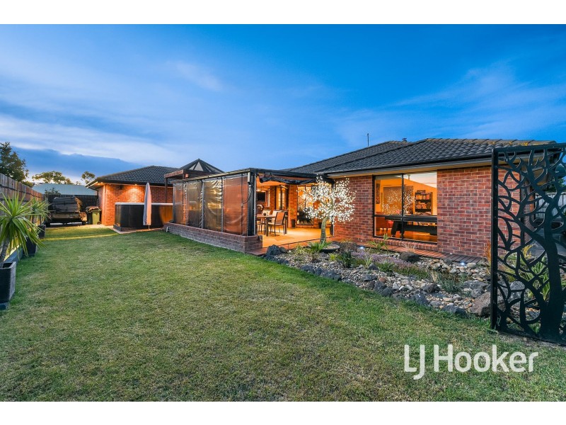 1 Mahogany Court, Pakenham VIC 3810