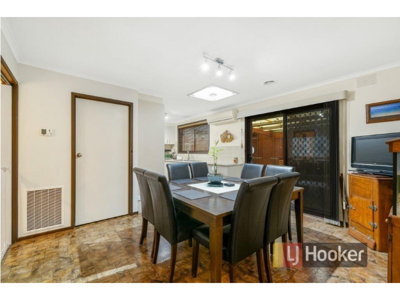 2 Sykes Court, Pakenham VIC 3810