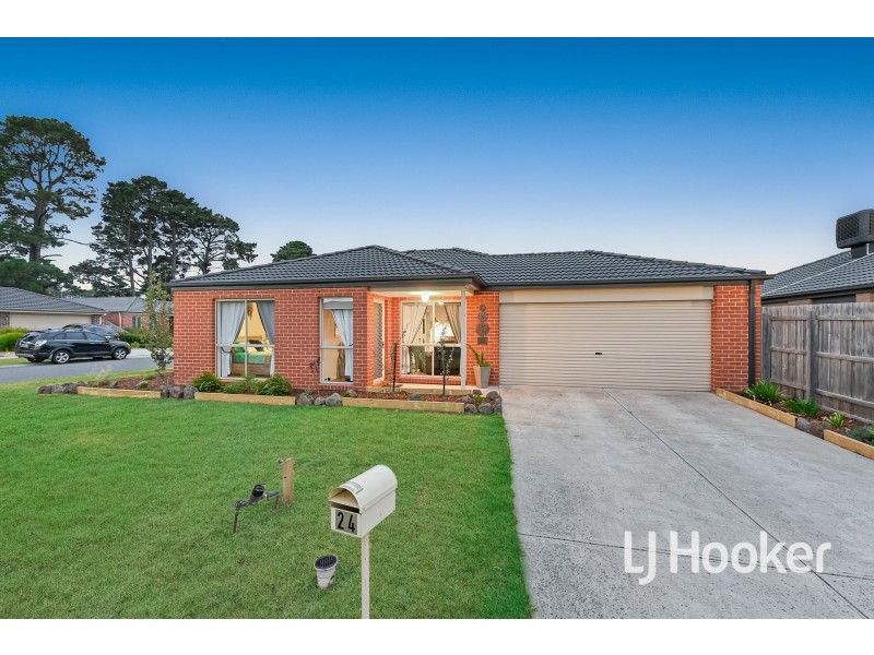 24 Melissa Way, Pakenham VIC 3810