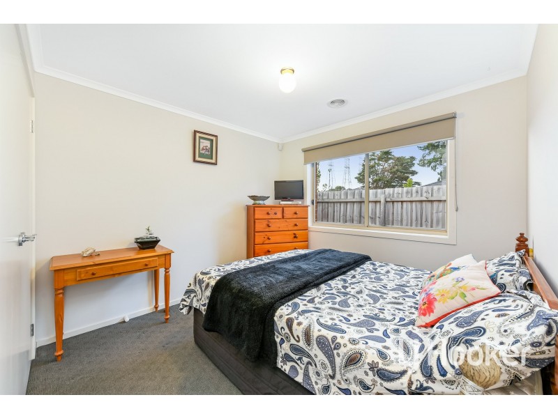 24 Melissa Way, Pakenham VIC 3810