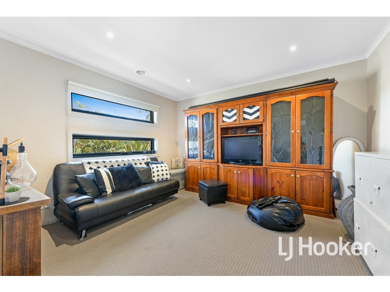 29 Clifford Drive, Pakenham VIC 3810