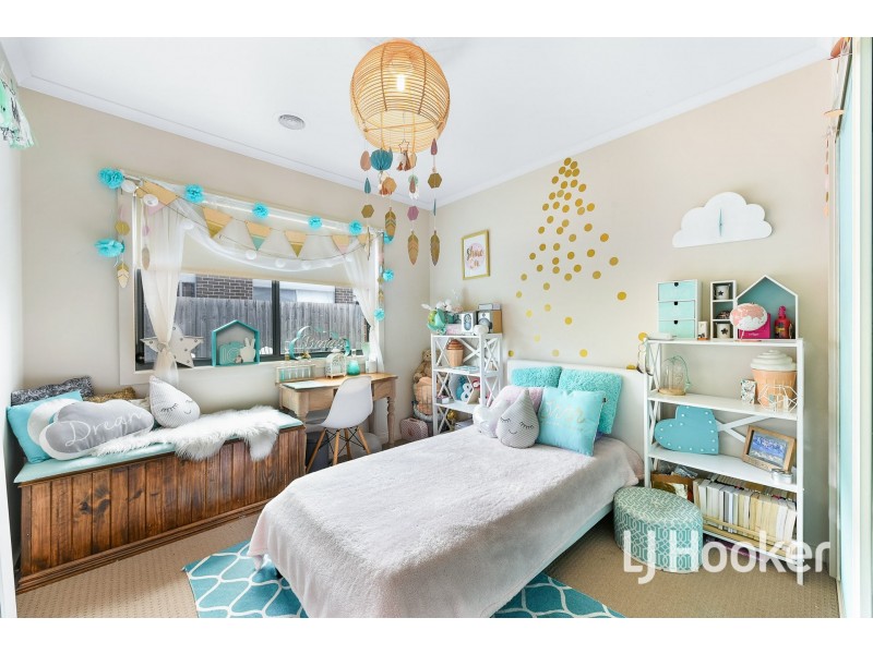 29 Clifford Drive, Pakenham VIC 3810