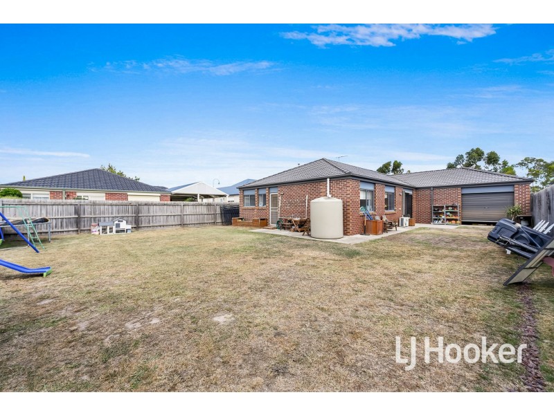 29 Clifford Drive, Pakenham VIC 3810