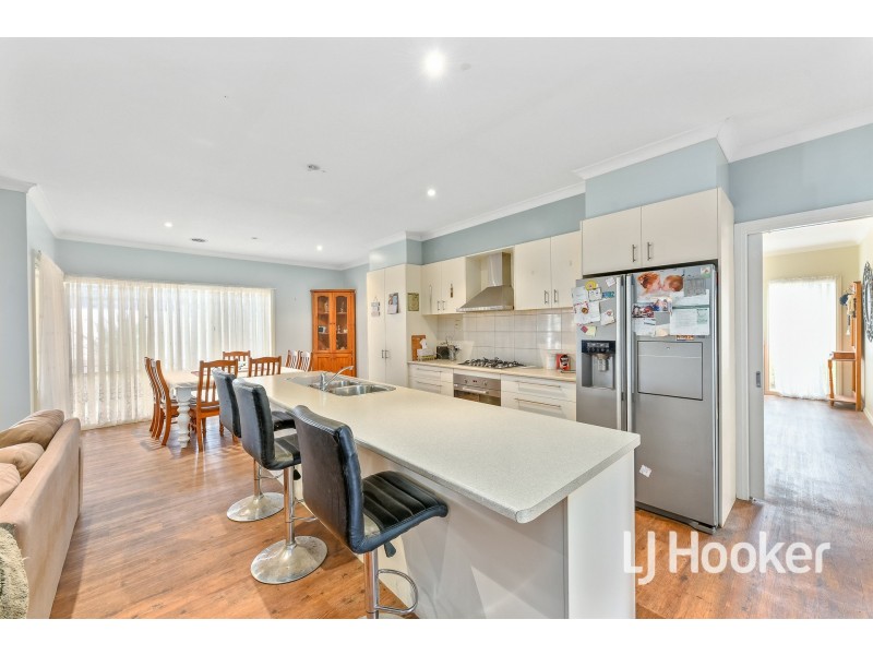 13 Wellwood Road, Drouin VIC 3818