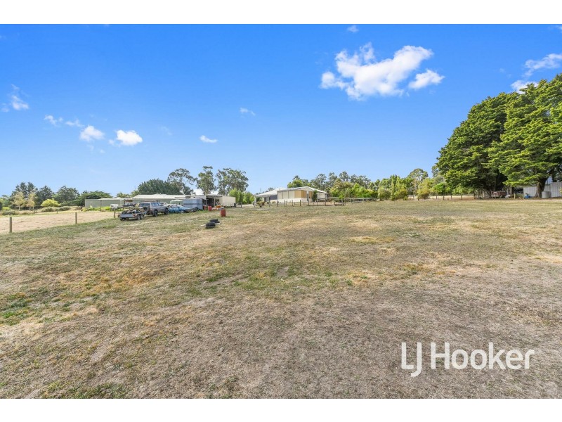 13 Wellwood Road, Drouin VIC 3818