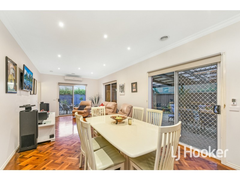 45 Stringy Bark Circuit, Pakenham VIC 3810