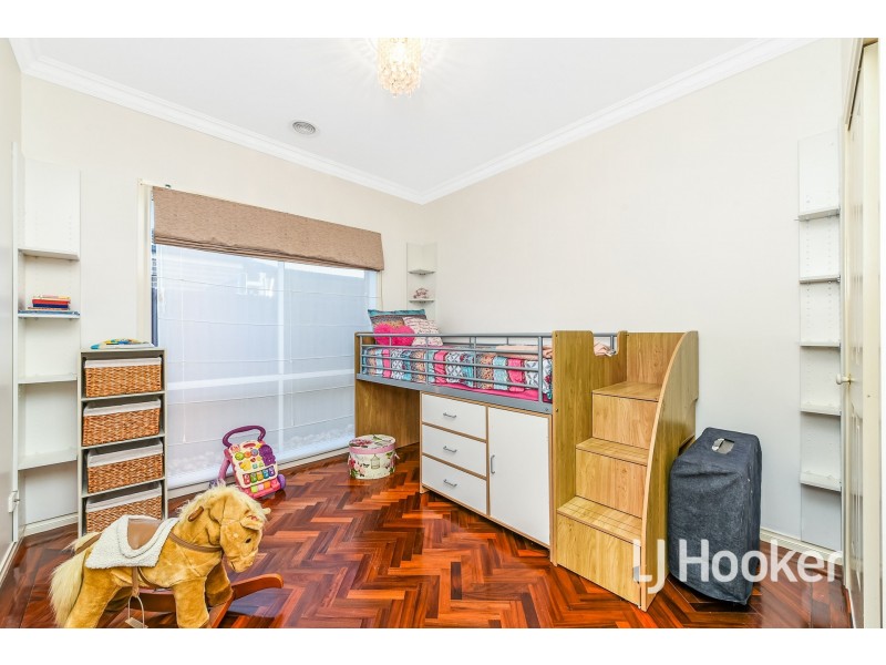 45 Stringy Bark Circuit, Pakenham VIC 3810