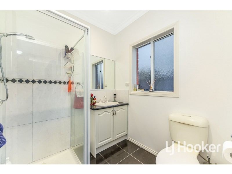 45 Stringy Bark Circuit, Pakenham VIC 3810