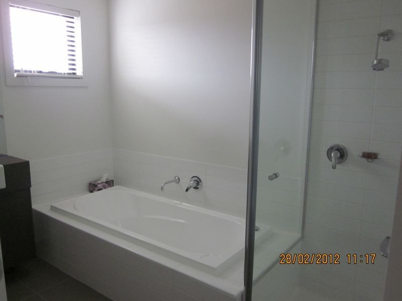 35 Rush Lily Drive, Officer VIC 3809