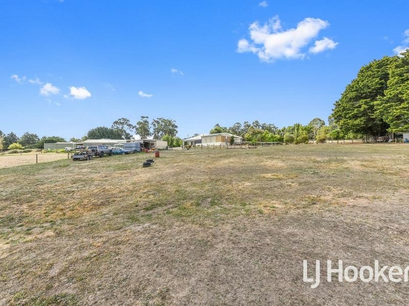 13 Wellwood Road, Drouin VIC 3818