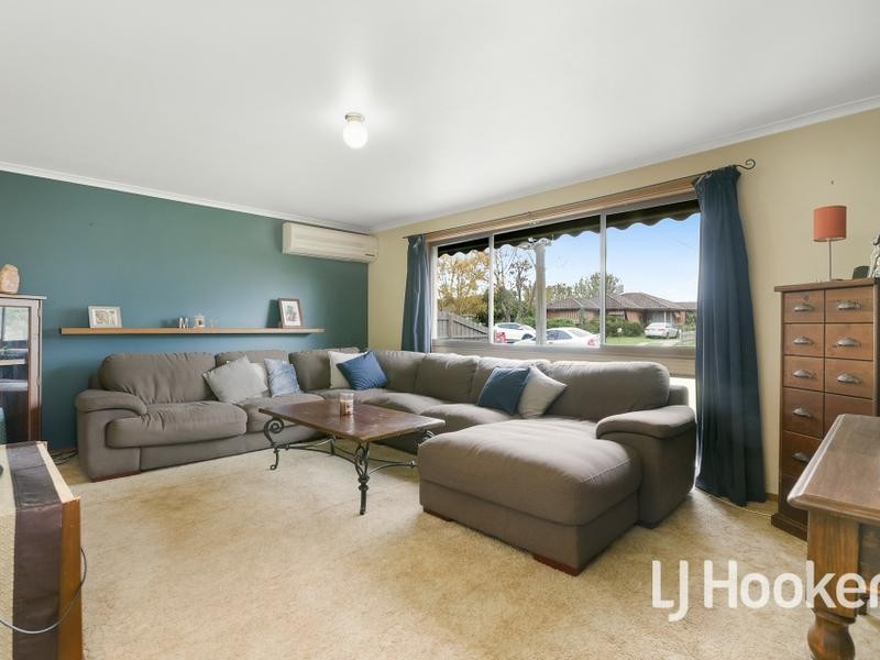 28 Sybella Avenue, Koo Wee Rup VIC 3981