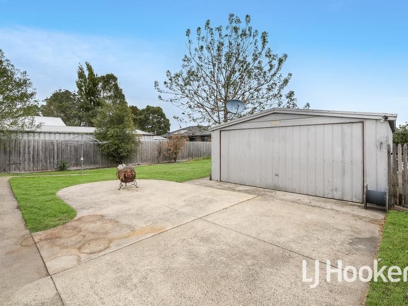 28 Sybella Avenue, Koo Wee Rup VIC 3981