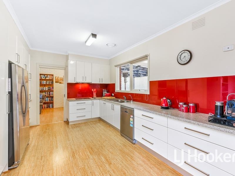 75 Manoora Road, Nar Nar Goon North VIC 3812