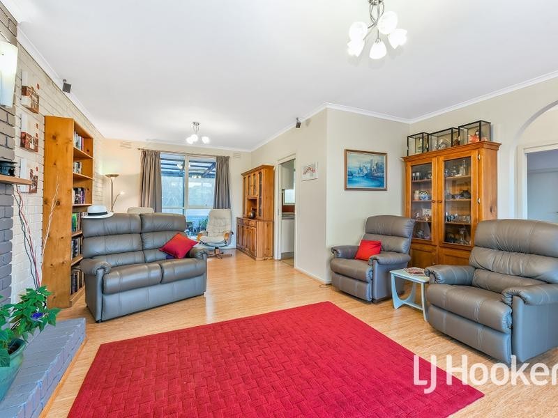 75 Manoora Road, Nar Nar Goon North VIC 3812