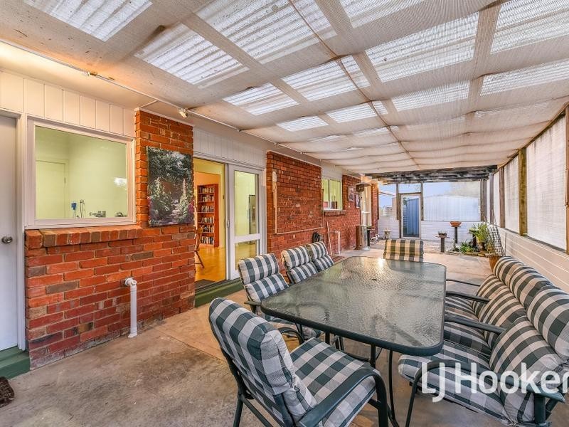 75 Manoora Road, Nar Nar Goon North VIC 3812