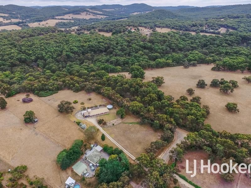 75 Manoora Road, Nar Nar Goon North VIC 3812