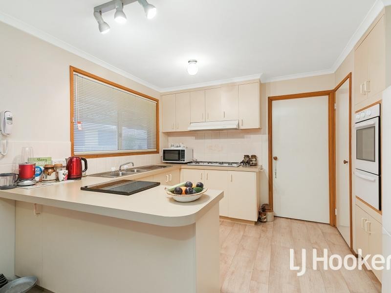 41 Parman Avenue, Pakenham VIC 3810