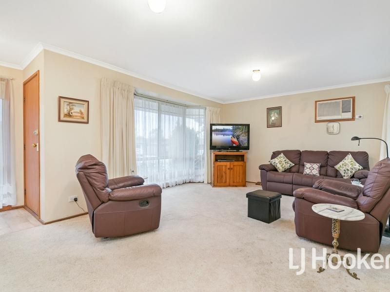 41 Parman Avenue, Pakenham VIC 3810