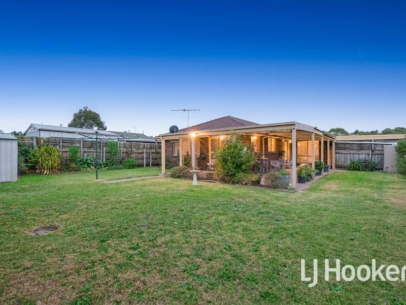 41 Parman Avenue, Pakenham VIC 3810