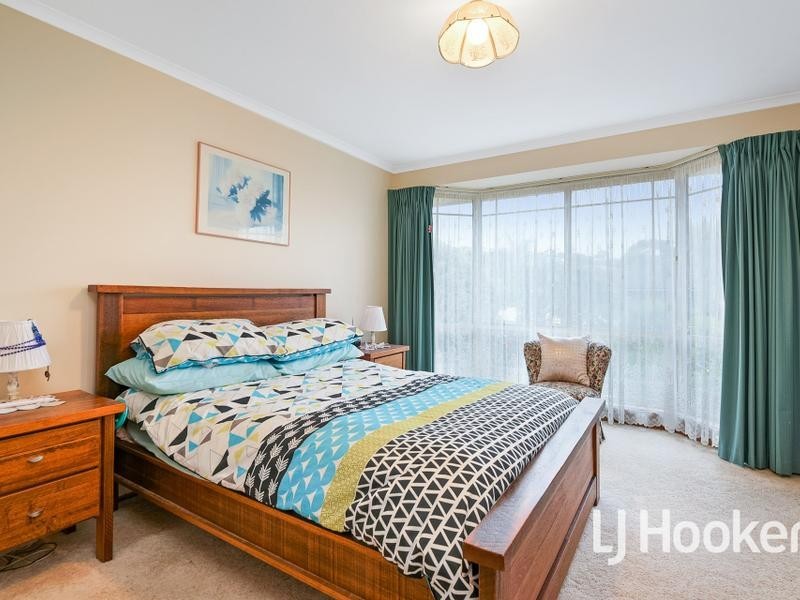 41 Parman Avenue, Pakenham VIC 3810