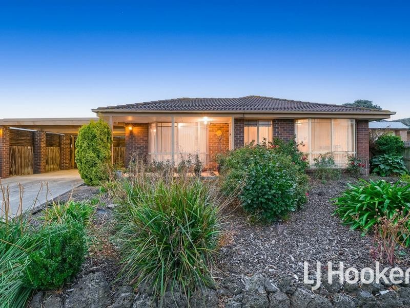41 Parman Avenue, Pakenham VIC 3810