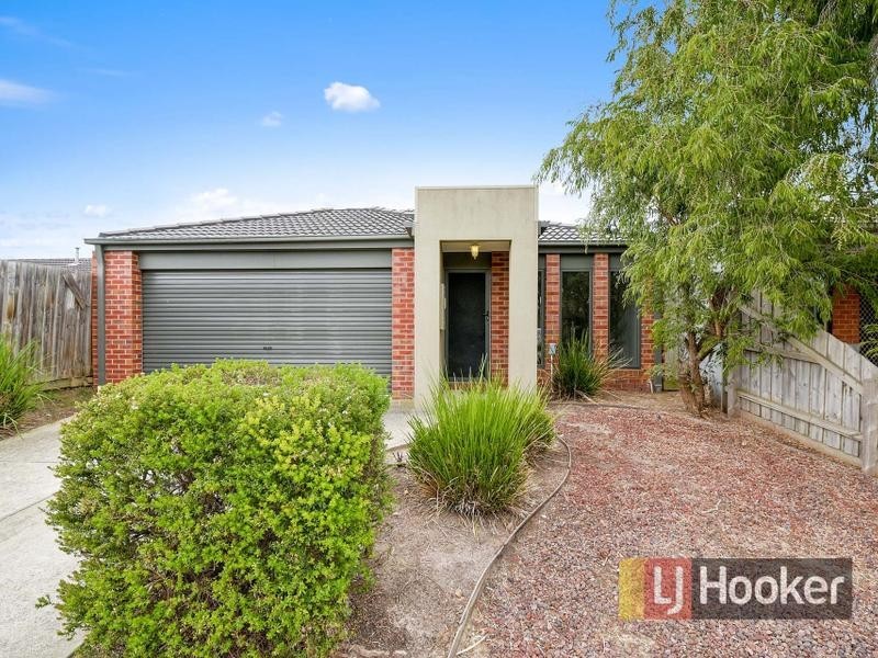 66 Pommel Street, Pakenham VIC 3810