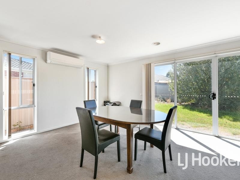 13 Serenity Street, Pakenham VIC 3810
