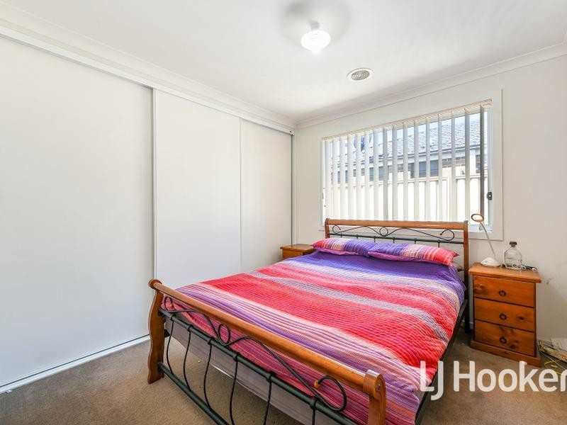 13 Serenity Street, Pakenham VIC 3810