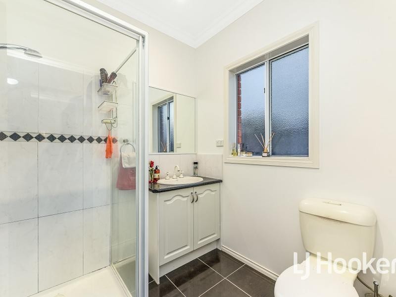 45 Stringy Bark Circuit, Pakenham VIC 3810