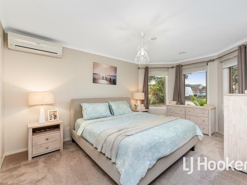 13 Wonboyn Close, Pakenham VIC 3810