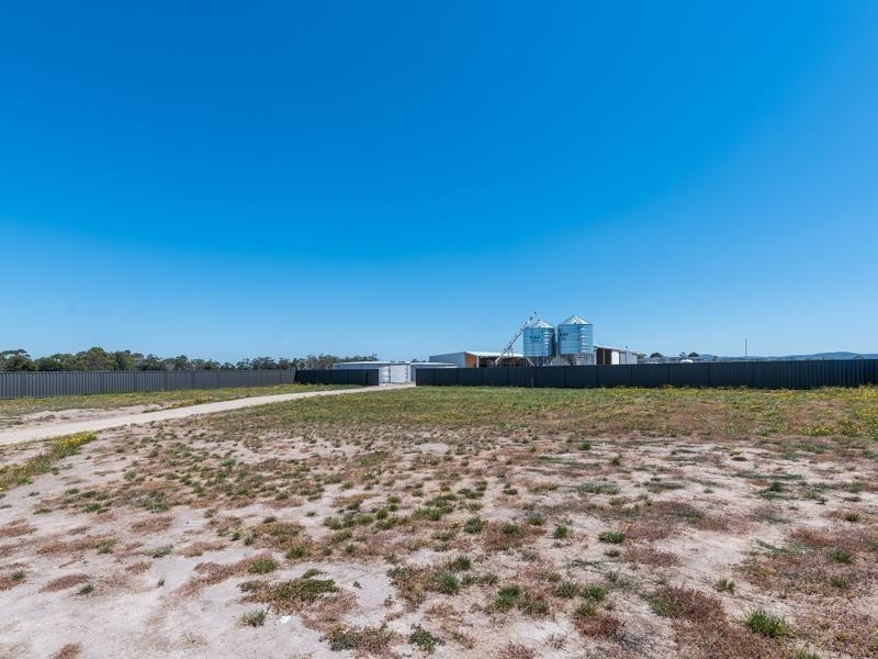 Lot 1 Knights Court, Tynong VIC 3813