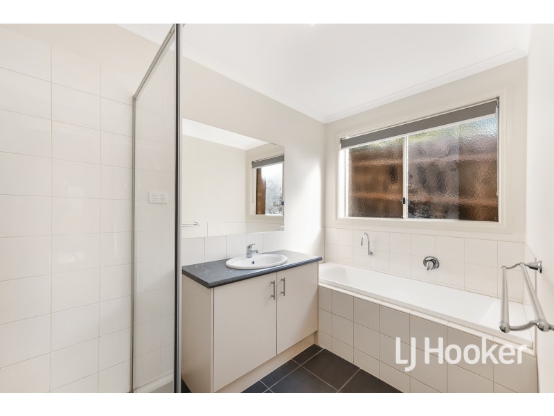 1A Union Avenue, Pakenham VIC 3810