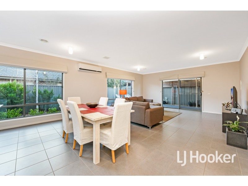 9 Ibis Close, Pakenham VIC 3810