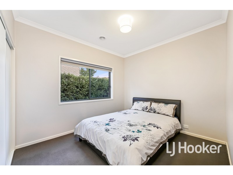 9 Ibis Close, Pakenham VIC 3810