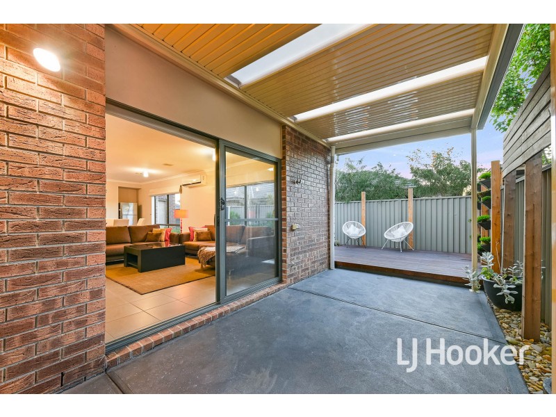 9 Ibis Close, Pakenham VIC 3810