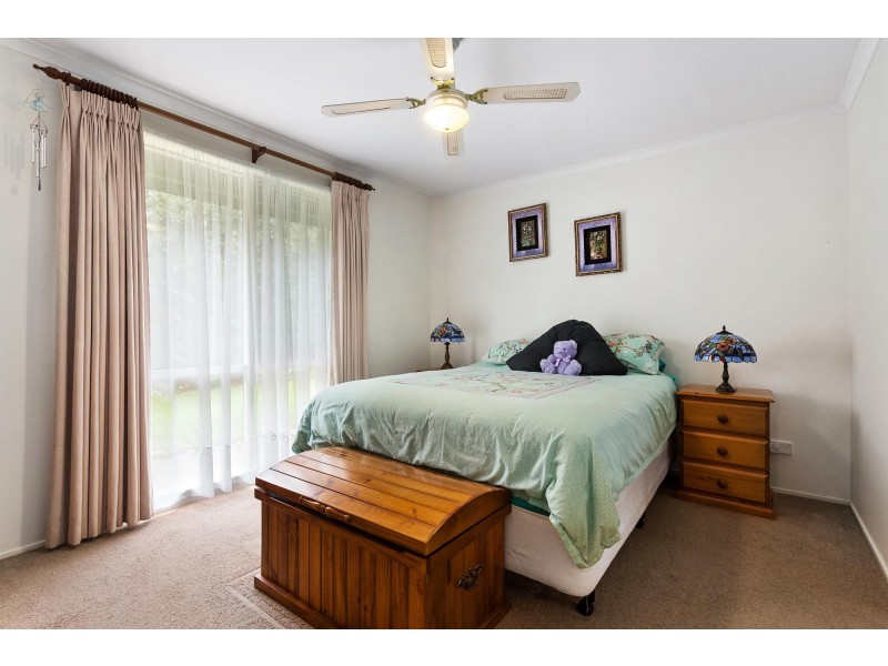 17 Cyprus Place, Pakenham VIC 3810