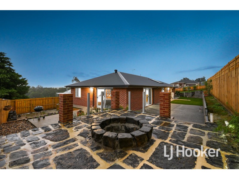5 Narraweena Court, Bunyip VIC 3815