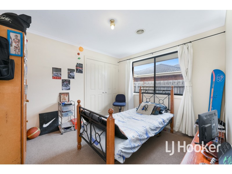 3 Dobell Street, Pakenham VIC 3810