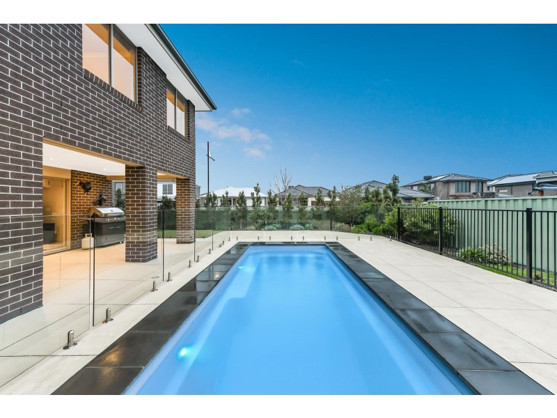 39 Dusseldorp Avenue, Pakenham VIC 3810