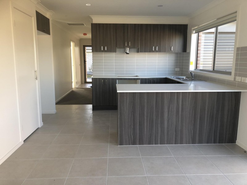 17 Quinella Way, Pakenham VIC 3810