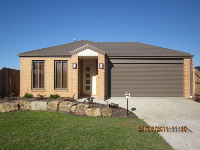 83 Melissa Way, Pakenham VIC 3810
