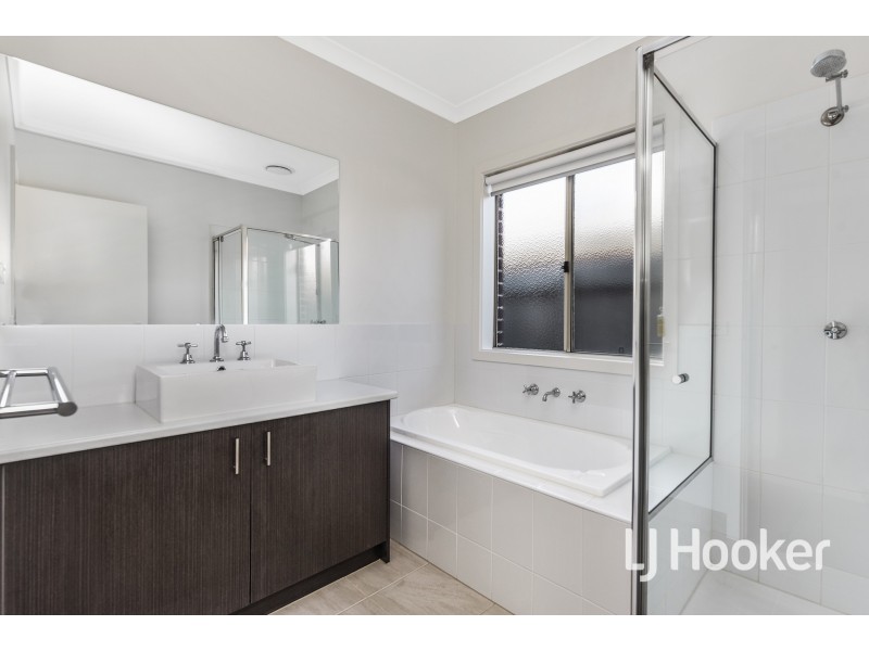 5 Cerise Street, Officer VIC 3809