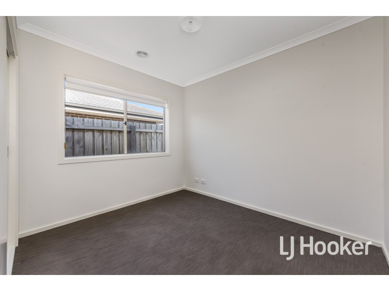 5 Cerise Street, Officer VIC 3809