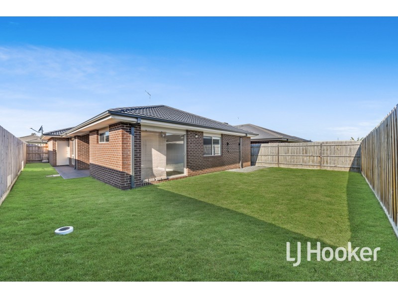 5 Cerise Street, Officer VIC 3809
