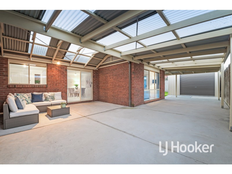 13 Watts Terrace, Pakenham VIC 3810