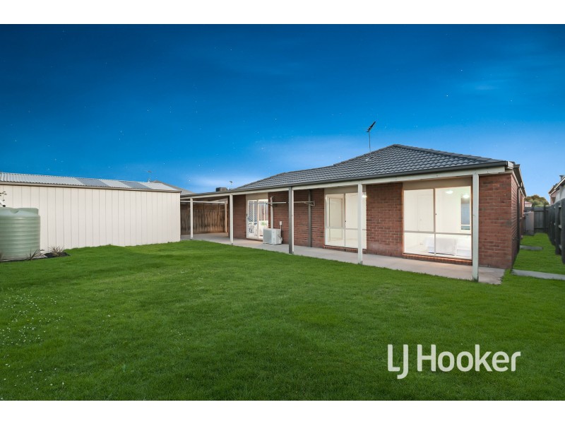 13 Watts Terrace, Pakenham VIC 3810