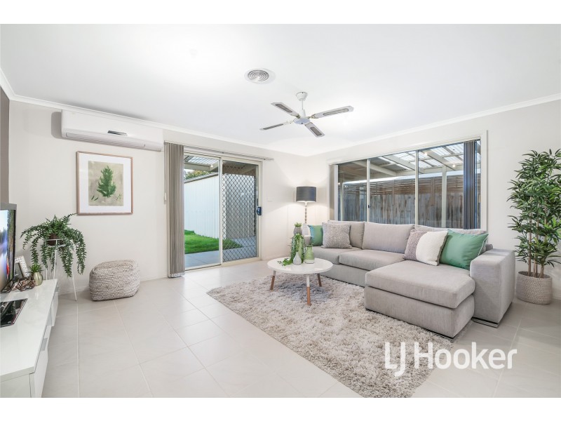 13 Watts Terrace, Pakenham VIC 3810