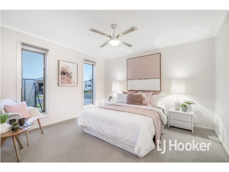 13 Watts Terrace, Pakenham VIC 3810