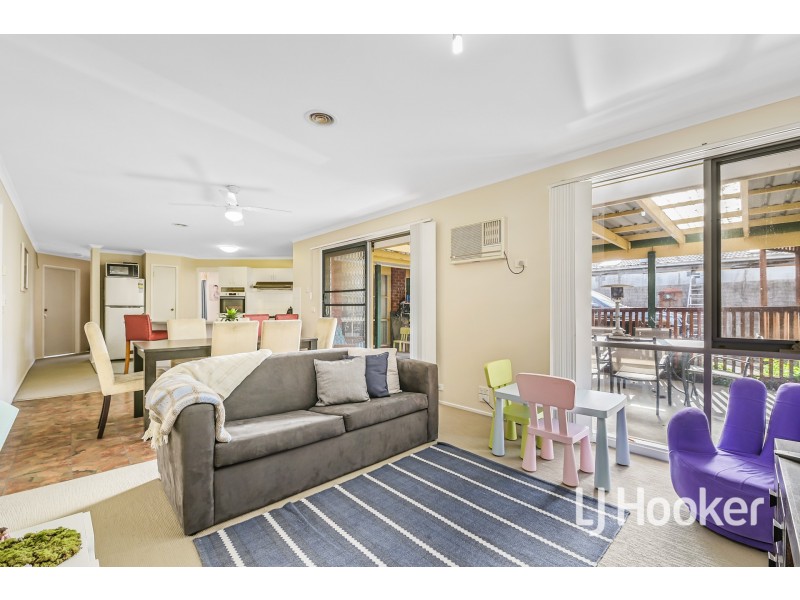 68 Murphy Road, Pakenham VIC 3810